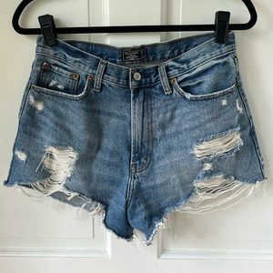 Abercrombie & Fitch Jean Annie shorts ripped high rise